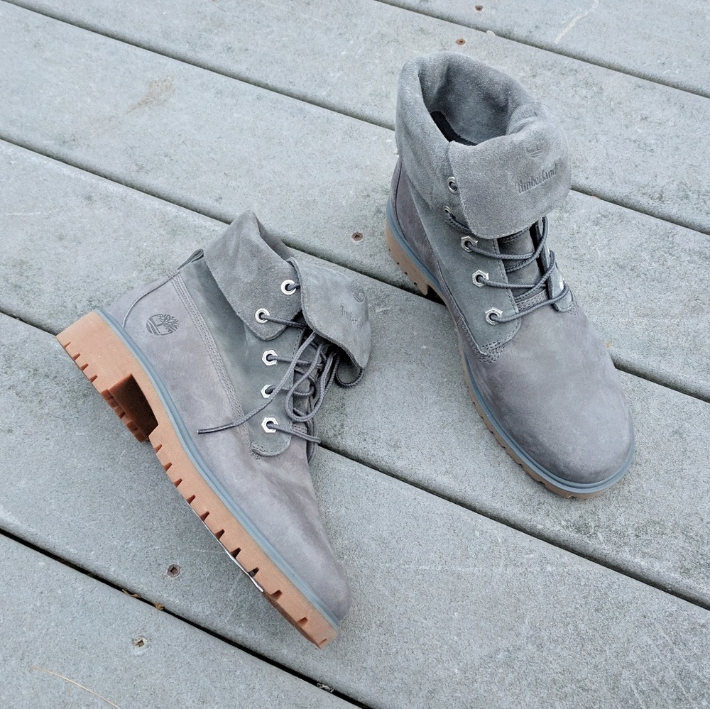 NWT Timberland Gray Fold-Down Boots, Ladies - Picture 3 of 4